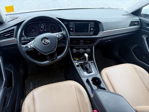 Used 2019 Volkswagen Jetta SE image 19