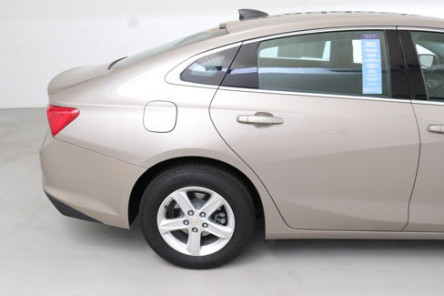 Certified 2022 Chevrolet Malibu LS image 9