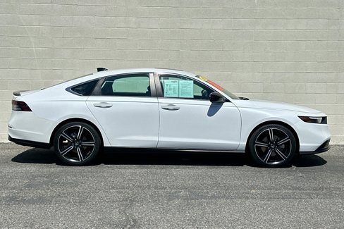 Used 2023 Honda Accord Sport image 3
