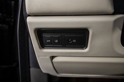 Used 2017 Land Rover Range Rover Evoque Autobiography image 34