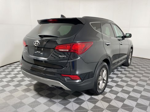 Used 2017 Hyundai Santa Fe Sport image 7
