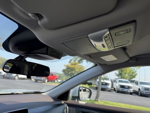 Used 2023 Nissan Rogue SV image 20