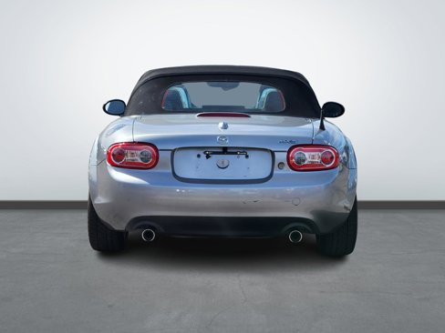 Used 2011 MAZDA MX-5 Miata Grand Touring w/ Premium Pkg image 4