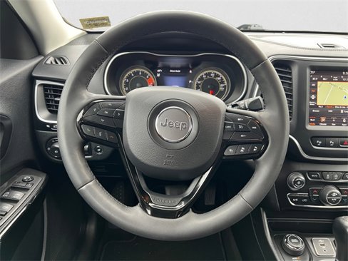 Used 2023 Jeep Cherokee Altitude Lux image 12