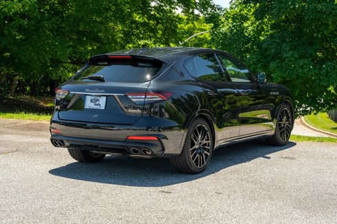 Used 2024 Maserati Levante Modena Ultima image 7