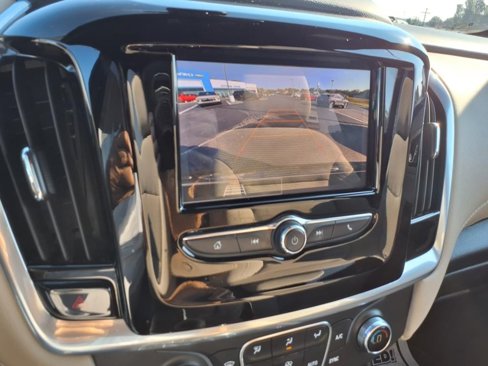 Used 2023 Chevrolet Traverse LS w/ Safety Package image 16