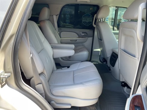 Used 2013 Chevrolet Tahoe LT w/ Texas Edition image 23