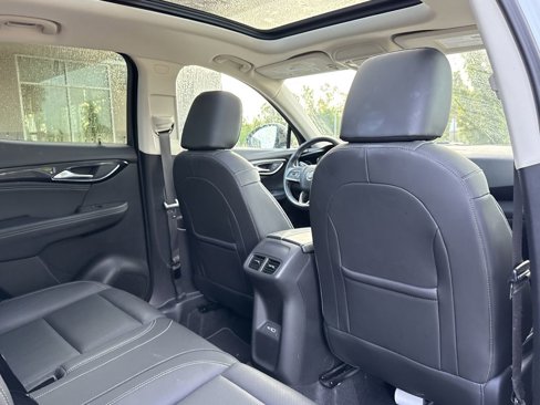 Used 2021 Buick Envision Essence w/ Sport Touring Package image 18
