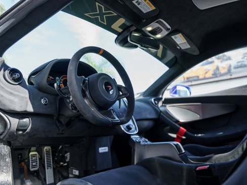 Used 2018 McLaren 570S Coupe image 9