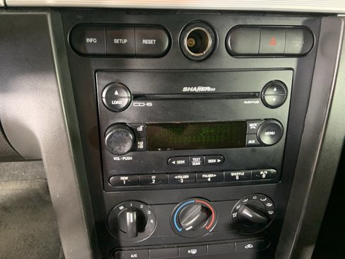 Used 2007 Ford Mustang Premium image 12