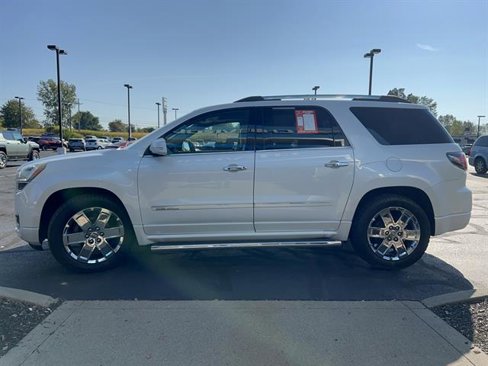 Used 2016 GMC Acadia Denali image 4