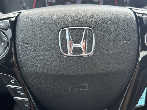 Used 2016 Honda Accord Sport image 16