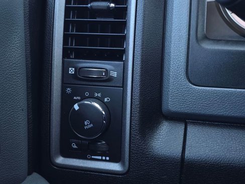 Used 2019 RAM 1500 Express image 28