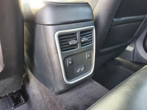 Used 2018 Dodge Charger GT image 27