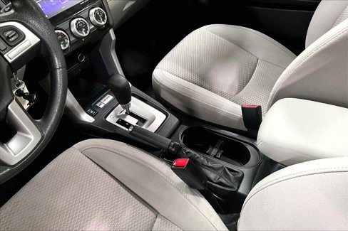 Used 2018 Subaru Forester 2.5i Premium w/ All-Weather Package image 16