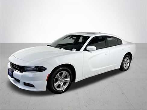 Used 2021 Dodge Charger SXT w/ Leather Interior Group image 2