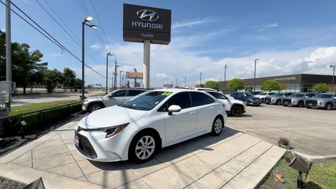 Used 2022 Toyota Corolla LE image 8