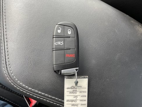 Used 2017 Dodge Challenger SXT Plus image 22