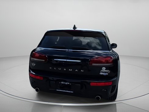 Used 2020 MINI Cooper Clubman S image 26