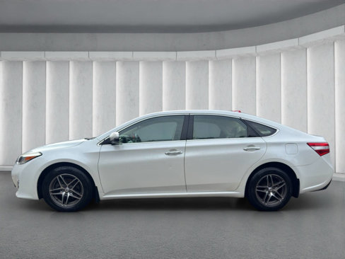 Used 2013 Toyota Avalon XLE Touring image 2