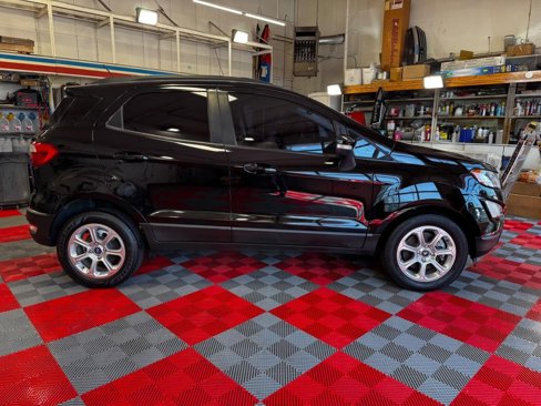 Used 2018 Ford EcoSport SE image 8