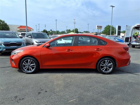 Certified 2023 Kia Forte LXS image 4