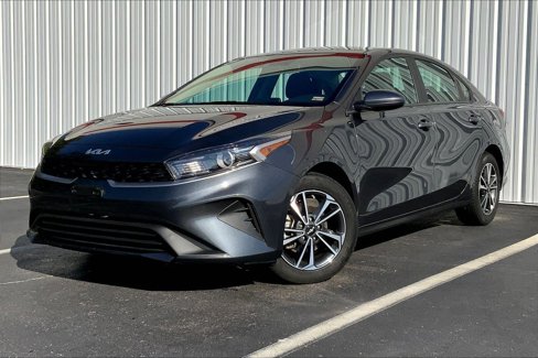 Used 2024 Kia Forte LXS image 1