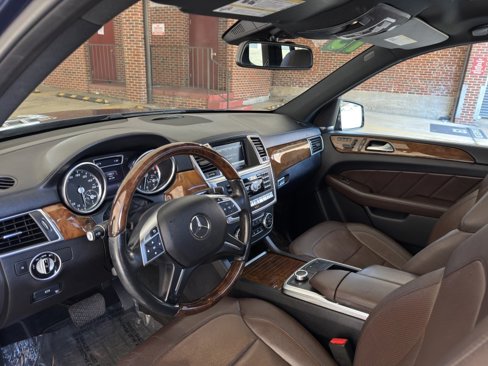 Used 2015 Mercedes-Benz GL 450 4MATIC image 14