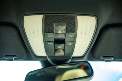 Used 2010 Mercedes-Benz E 350 4MATIC Sedan image 19