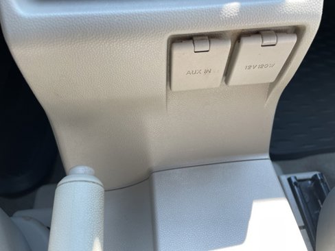 Used 2009 MAZDA MAZDA5 Touring image 29