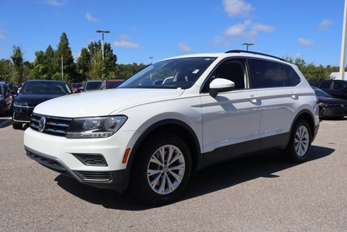 Used 2019 Volkswagen Tiguan SE w/ Panoramic Sunroof Package image 3