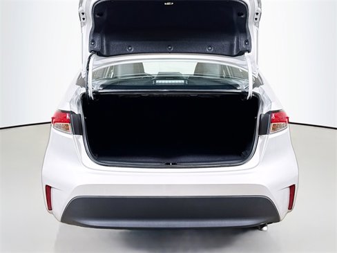 Used 2024 Toyota Corolla LE image 23