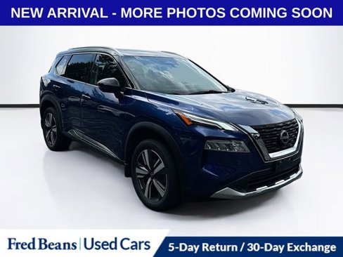 Used 2023 Nissan Rogue Platinum image 1