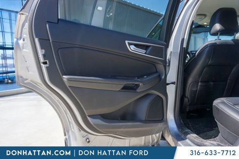 Used 2022 Ford Edge SEL w/ Convenience Package image 17