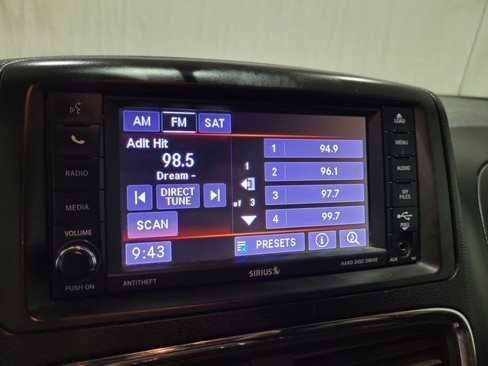 Used 2017 Dodge Grand Caravan SXT image 27