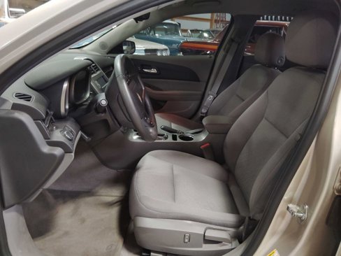 Used 2015 Chevrolet Malibu LS image 10