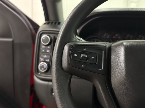 Used 2020 Chevrolet Silverado 1500 Custom w/ Custom Value Package image 40