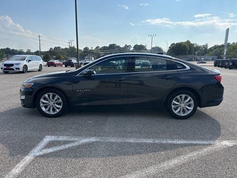 Used 2023 Chevrolet Malibu LT w/ Driver Confidence Package image 4