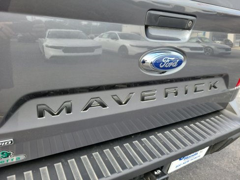 Used 2023 Ford Maverick XLT image 10