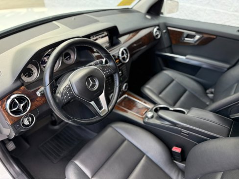 Used 2013 Mercedes-Benz GLK 350 4MATIC image 14