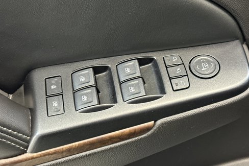 Used 2015 Chevrolet Tahoe LT w/ Luxury Package image 14