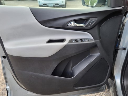 Used 2023 Chevrolet Equinox LT image 20