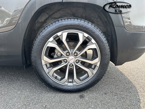 Used 2020 GMC Terrain SLT w/ Preferred Package image 36