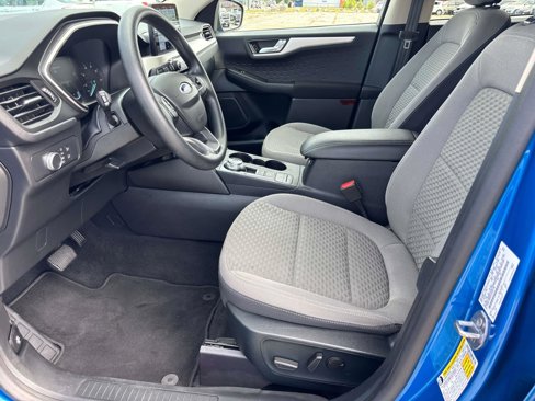 Used 2020 Ford Escape SE image 9