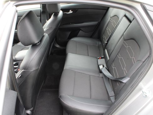Used 2022 Kia Forte GT-Line w/ GT-Line Premium Package image 18