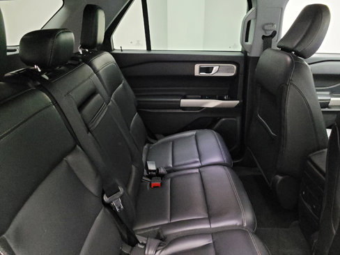 Used 2022 Ford Explorer XLT w/ Equipment Group 202A image 19