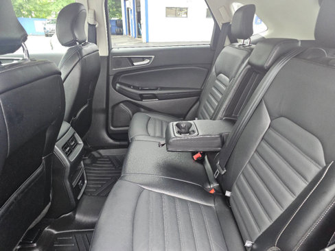 Used 2017 Ford Edge SEL w/ Equipment Group 201A image 33
