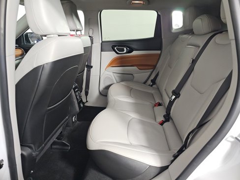 Certified 2022 Jeep Compass Limited image 23
