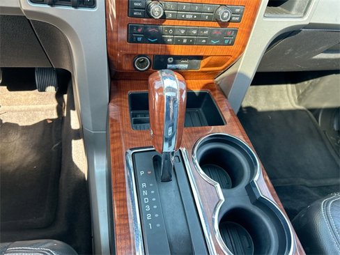 Used 2010 Ford F150 Lariat image 16