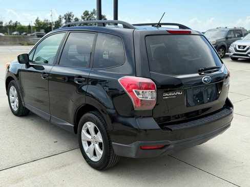 Used 2015 Subaru Forester 2.5i Premium w/ All-Weather Package image 7